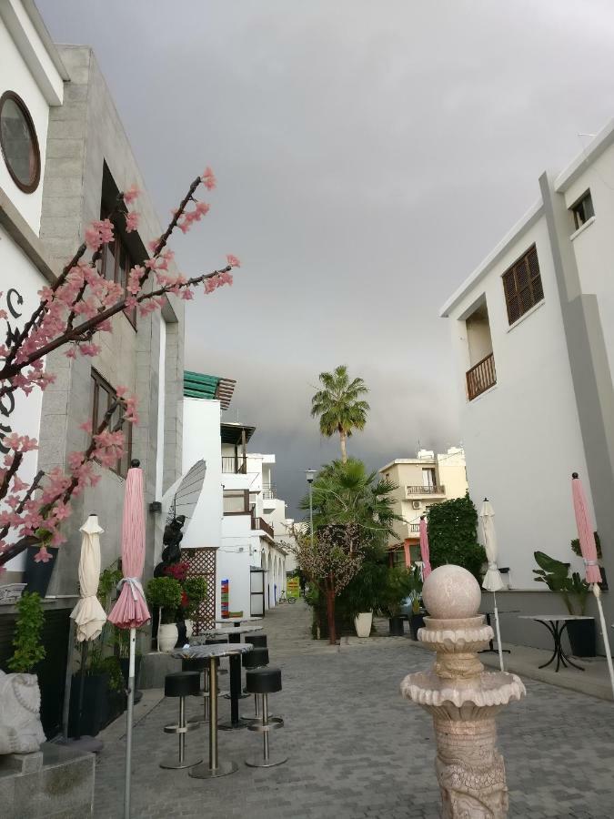 Paradise Garden パ フォス エクステリア 写真